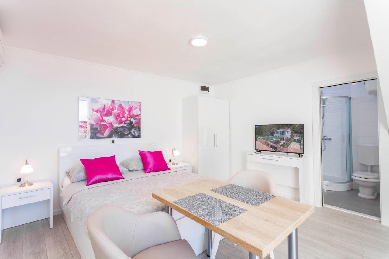 Villa King Apartments Brela Quarto foto