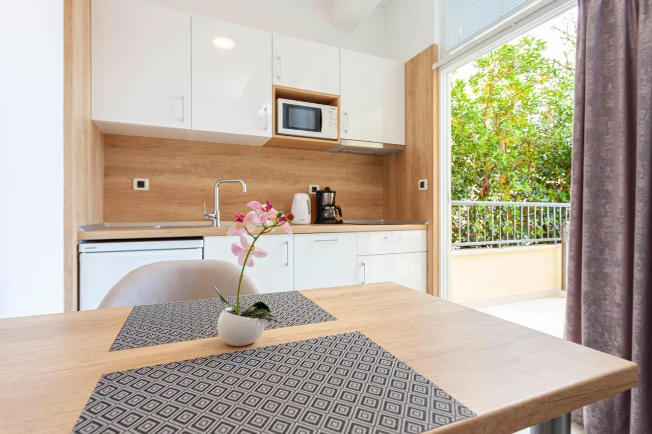 Villa King Apartments Brela Quarto foto