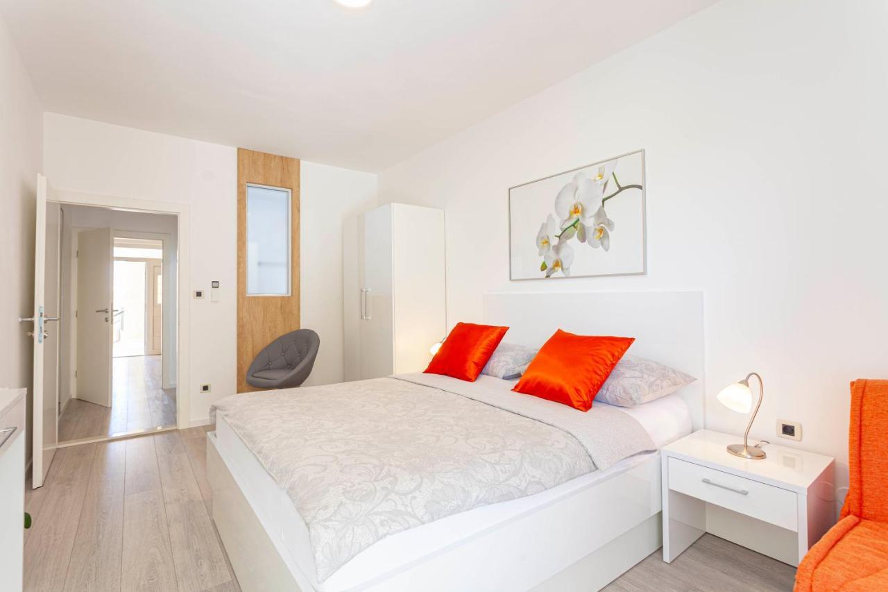 Villa King Apartments Brela Quarto foto